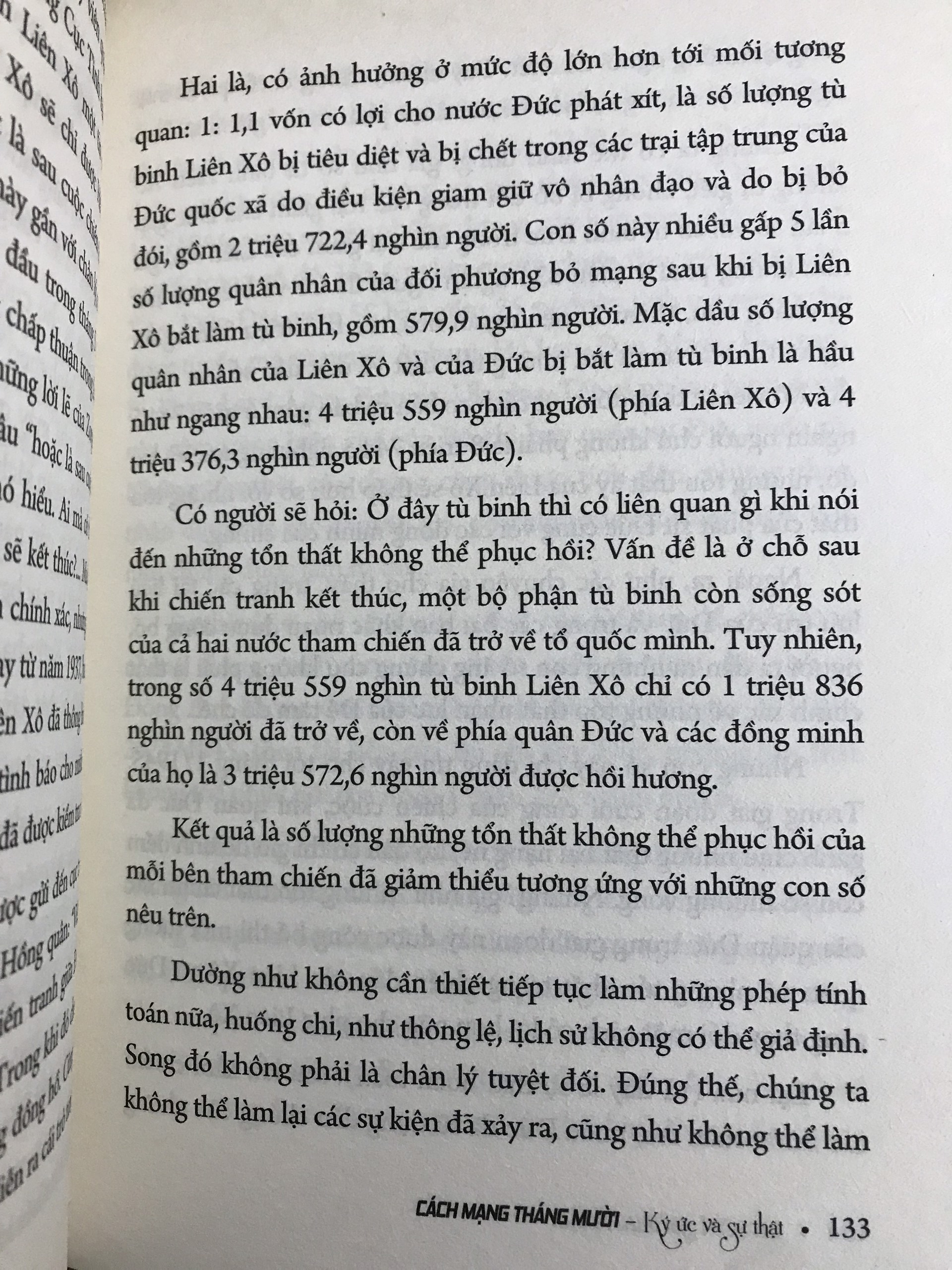 Cách Mạng Tháng Mười Nga - Ký Ức Và Sự Thật