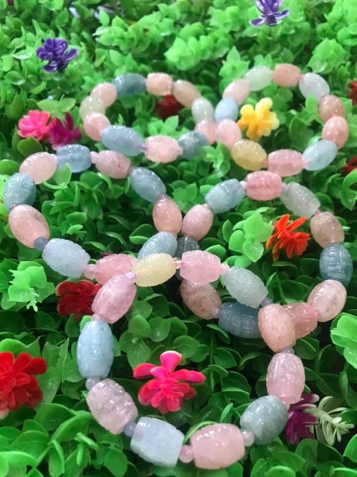 Vòng tay đá Lu Beryl đa sắc màu tự nhiên  Size vòng 12mm   Chất liệu đá tự nhiên màu hồng xanh tươi Nữ tất cả các mệnh ạ