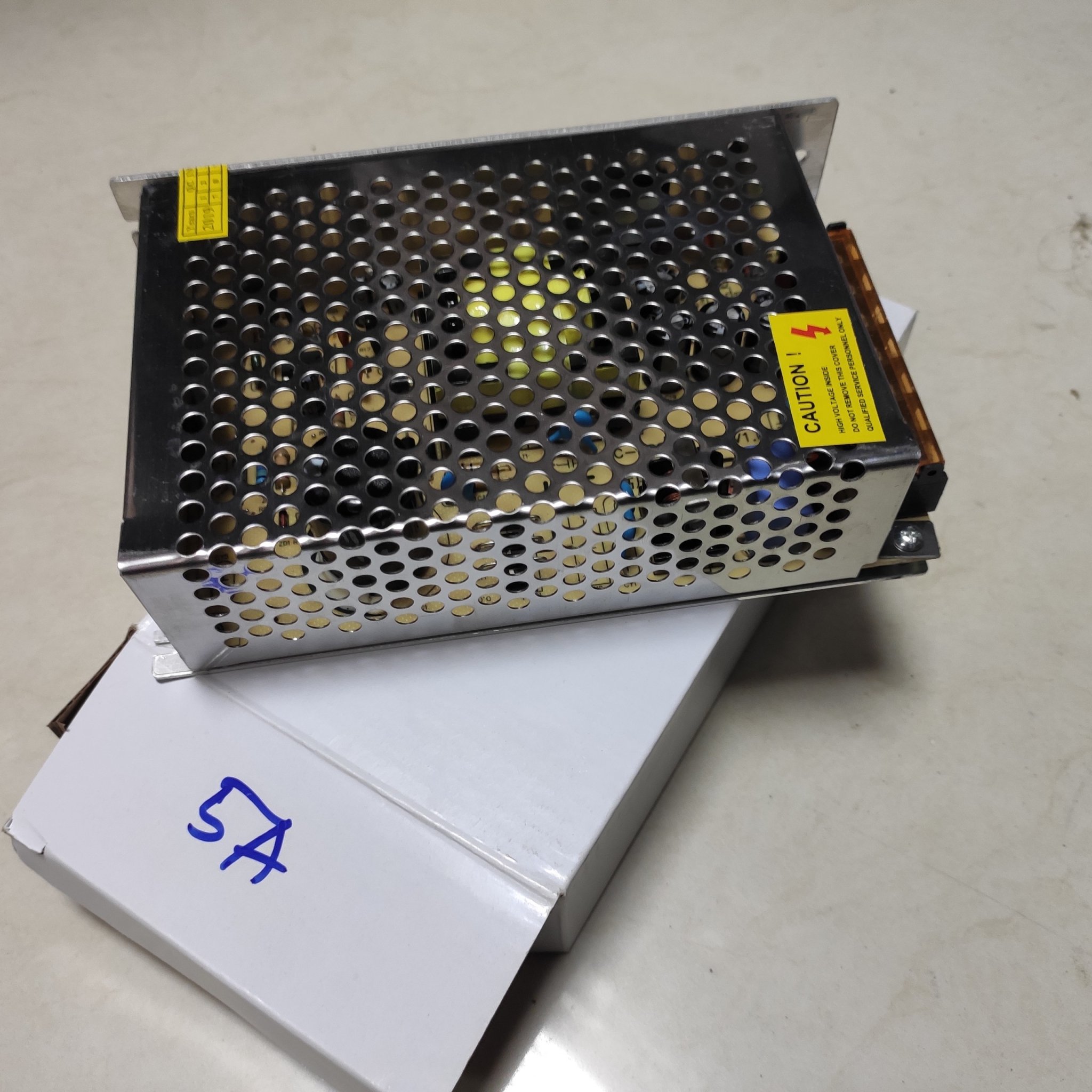 Nguồn tổng tổ ong 12V 5A Loại Tốt