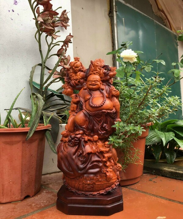 Tượng Phật Di Lặc Ngũ Phúc Vác Cành Đào
