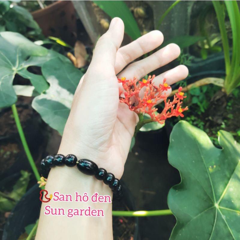 Vòng tay san hô đen thanh lịch