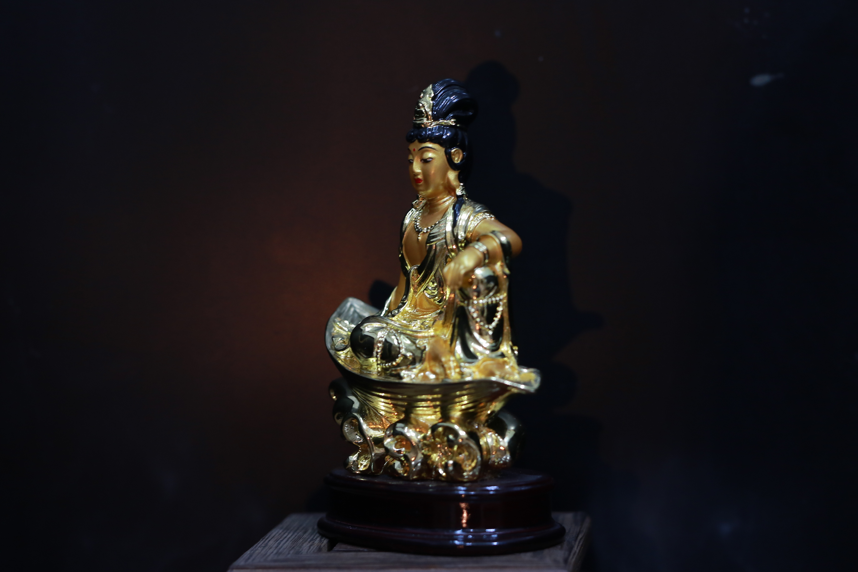 Tượng Quán Âm Tự Tại