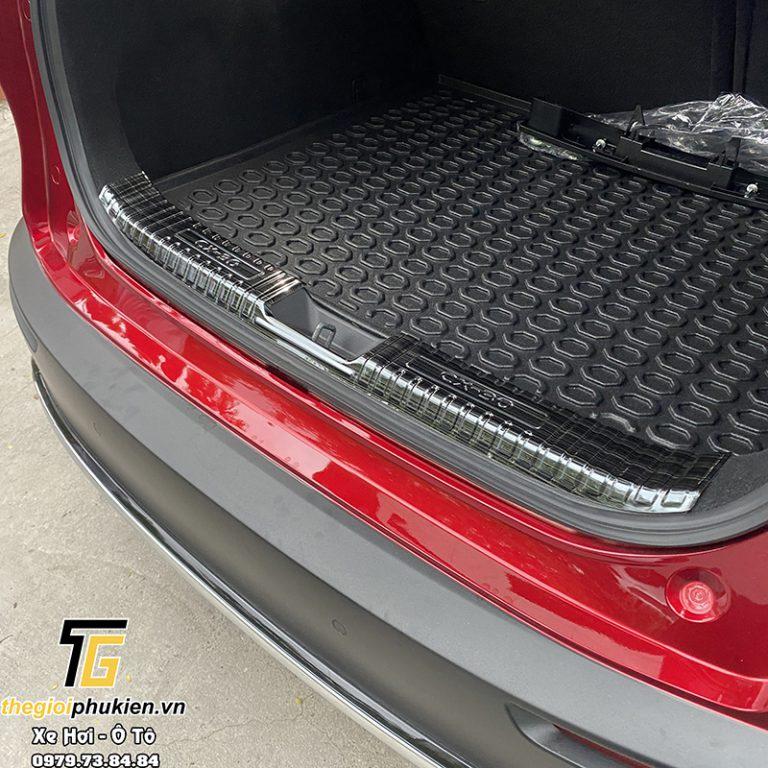 Ốp chống trầy cốp Titan Mazda CX-30, CX30