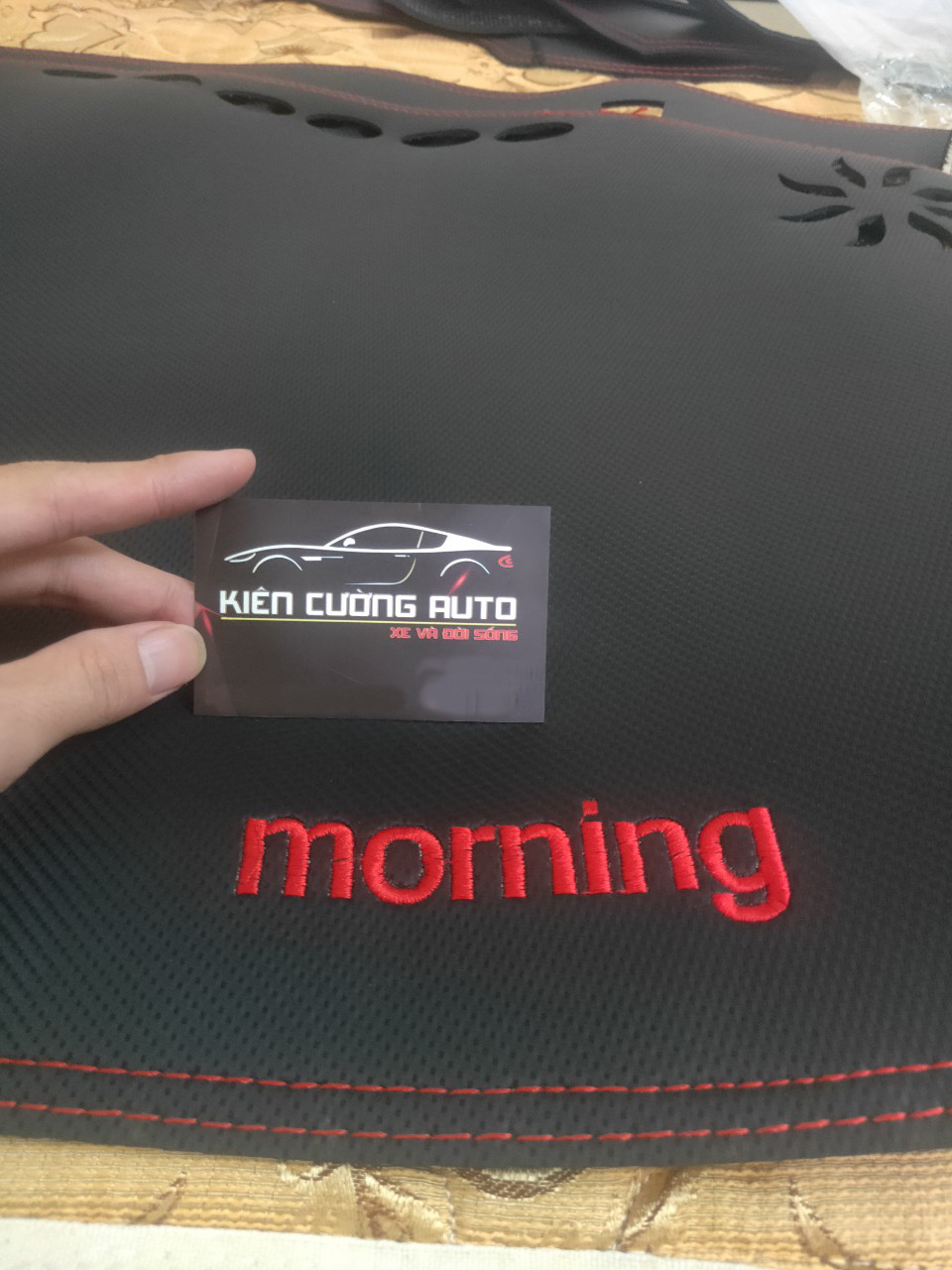 Thảm Taplo Xe Kia Morning 2012-2020 loại da dày cao cấp 3 lớp chống trượt Da Carbon đen