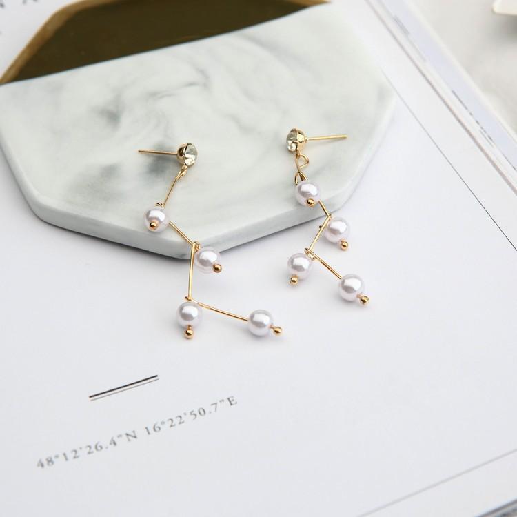 Khuyên tai chuỗi ngọc lượn sóng