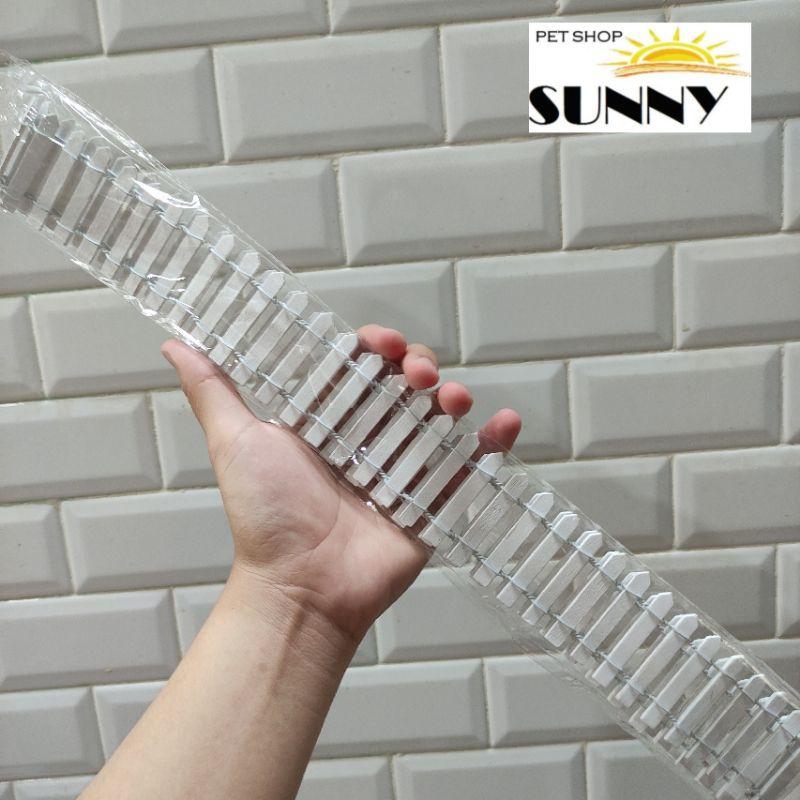 Hàng rào gỗ trang trí chuồng thú cưng