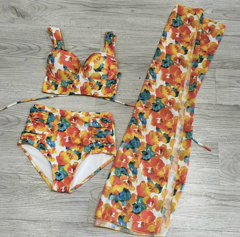 Bikini 2 Mảnh Đi Biển Đi Bơi Nữ Hot Trend