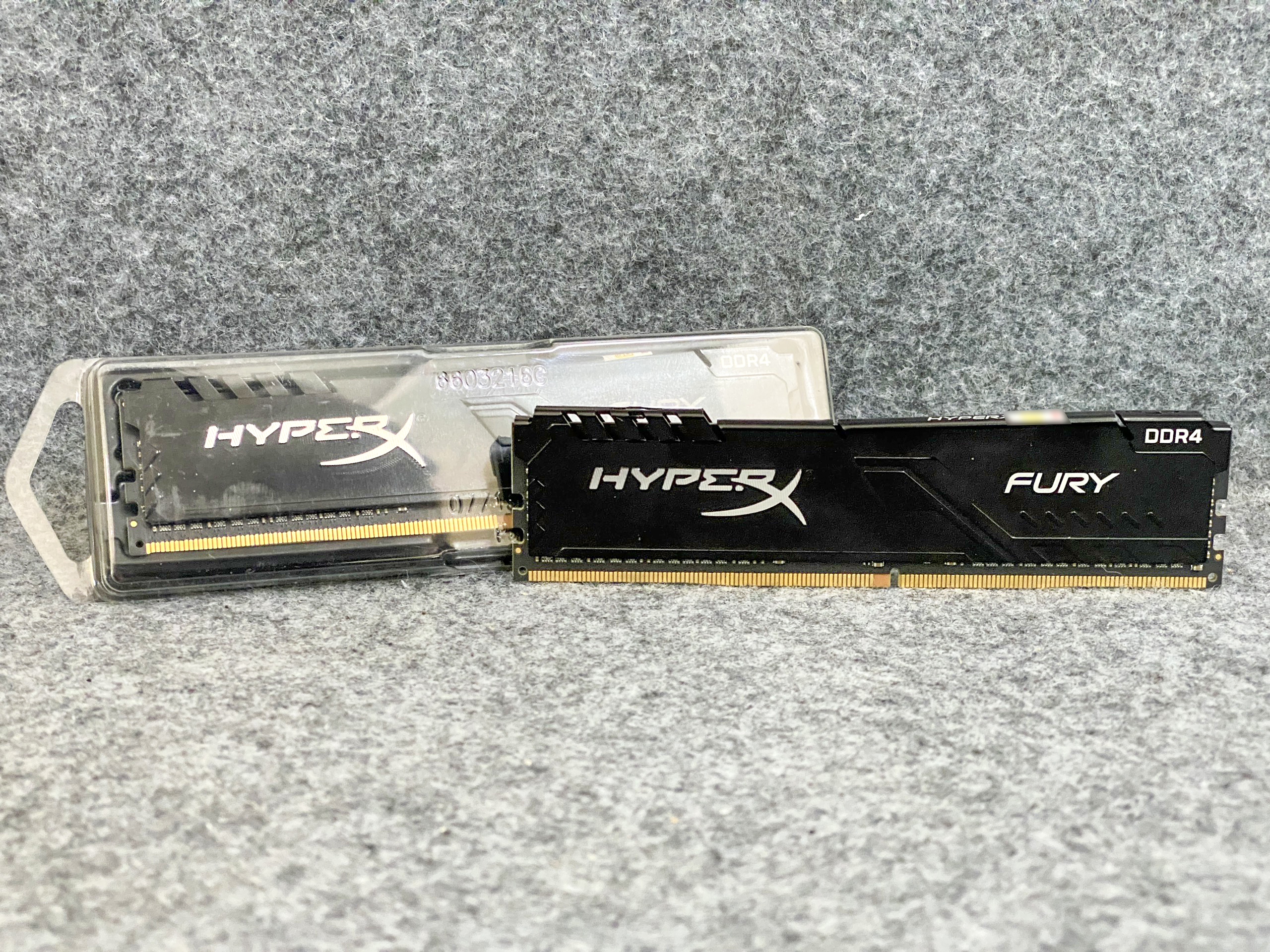 RAM DDR4 8GB 3200 tản thép HyperX Fury (1x8GB) DDR4 3200MHz