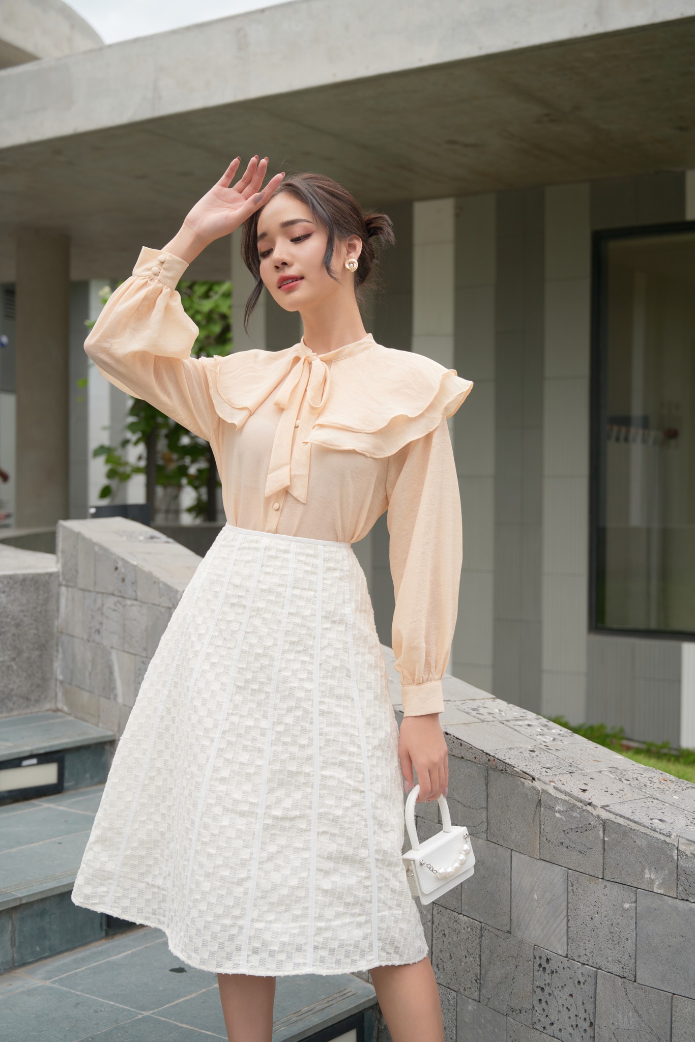 OLV - Áo Kaily Beige Top