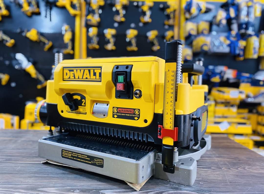 Máy bào cuốn  DEWALT DW735 - KR