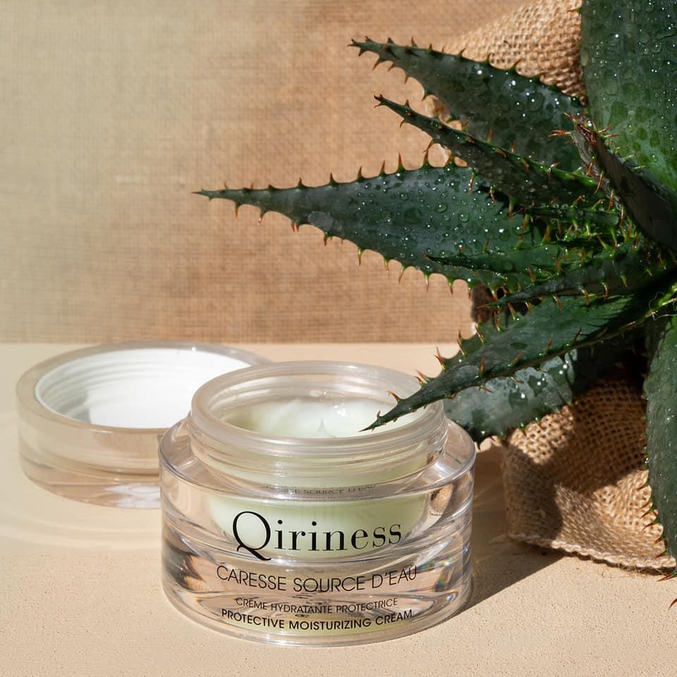 Kem dưỡng dành cho da khô và mất nước giúp bảo vệ da nguồn gốc thiên nhiên Qiriness Protecting Moisturizing Cream 50ml