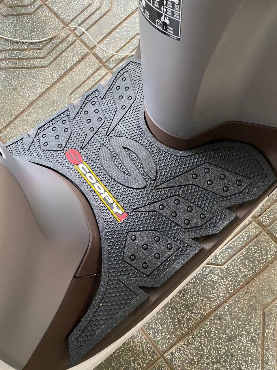 Thảm nhựa dành cho Scoopy