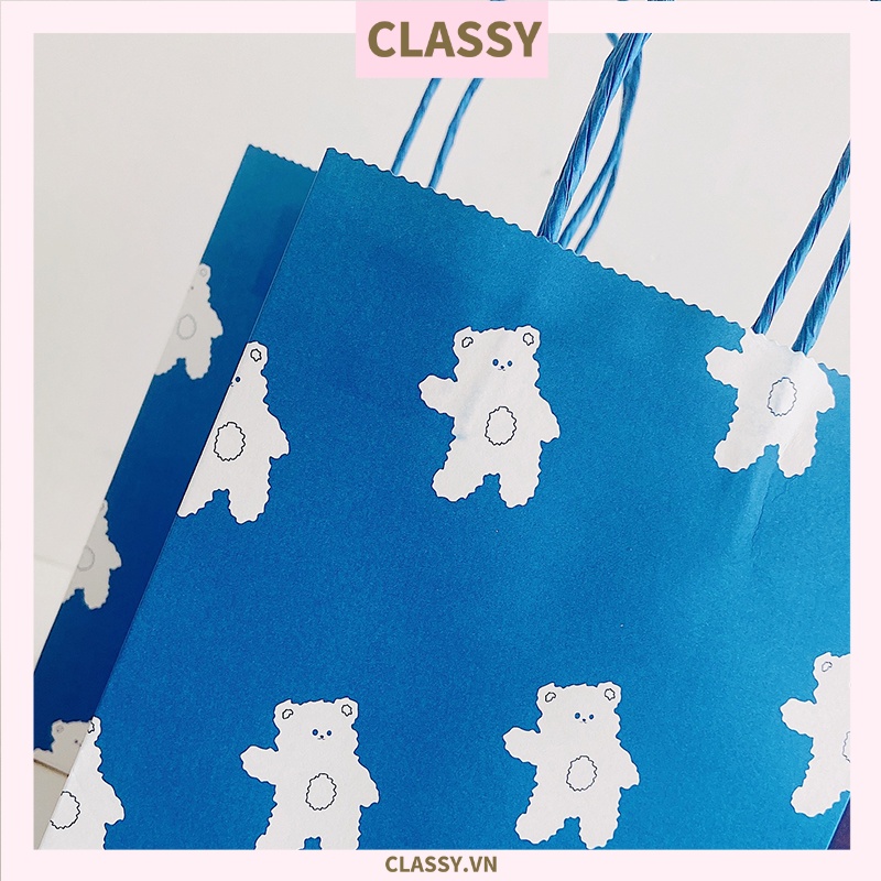 Túi giấy Classy quai xách Classy chú gấu màu xanh dương Q1350