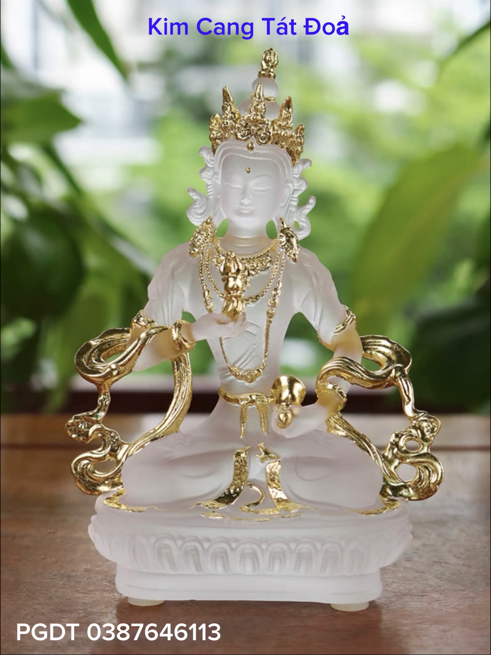 Tôn tượng Kim Cang Tát Đoả bằng đá liuli mạ vàng