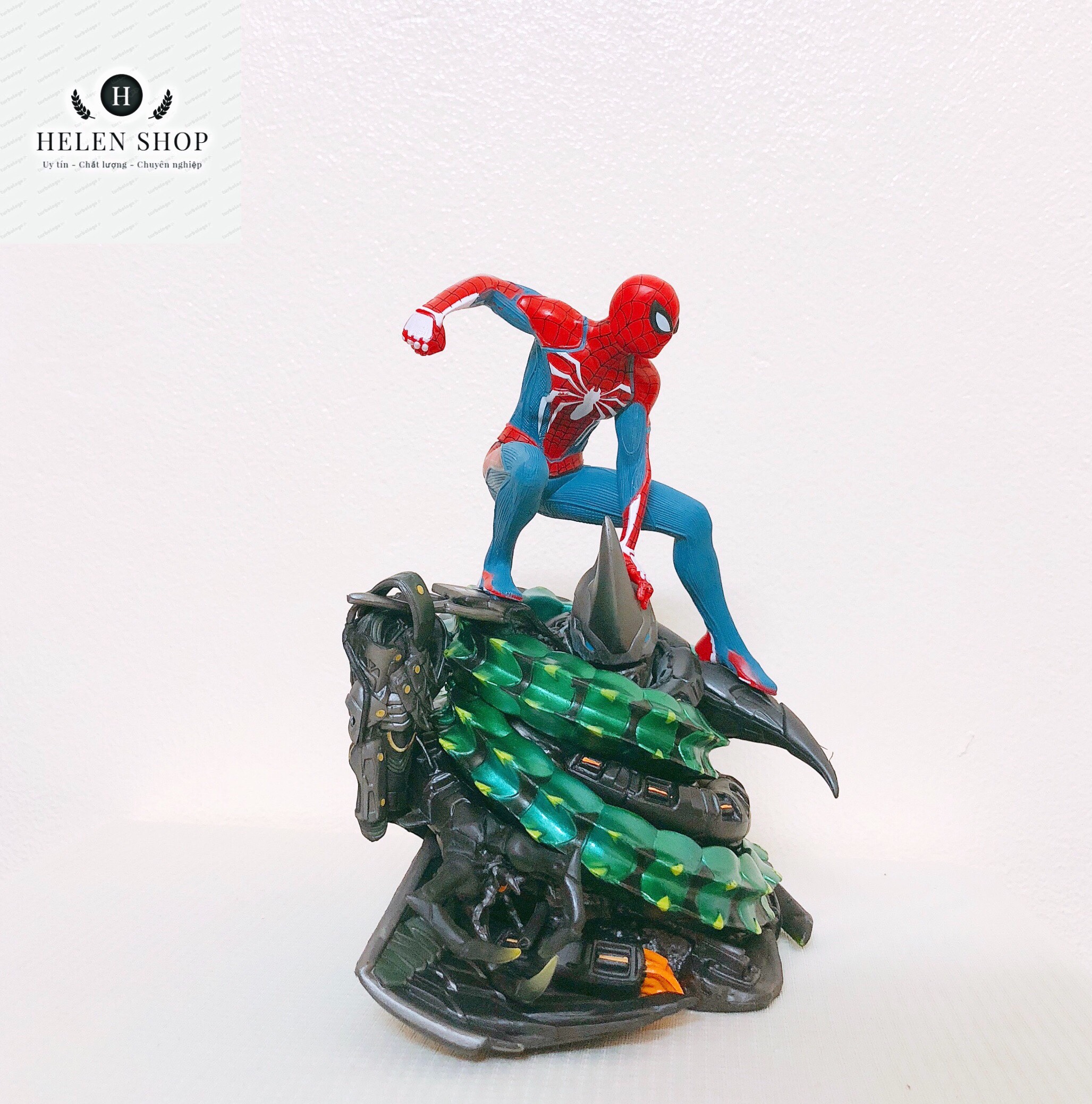 Mô hình Marvel người nhện Spider Man anh có thể cứu cả thế giới nhưng không thể cứu được em