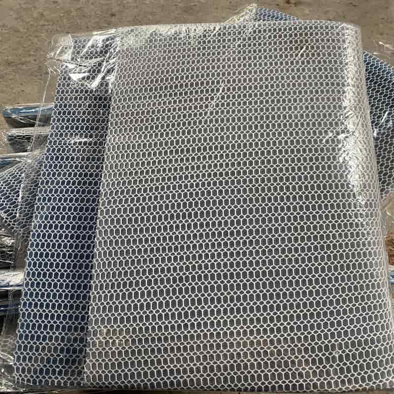 Bông Lọc Bể Cá 6D Là Một Thế Hệ Mới Của Hệ Thống Lọc Thô Thiết Kế Tổ Ong, Tăng Khả Năng Thoát Nước