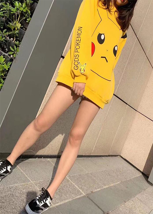 Áo Nỉ Nữ Pikachu