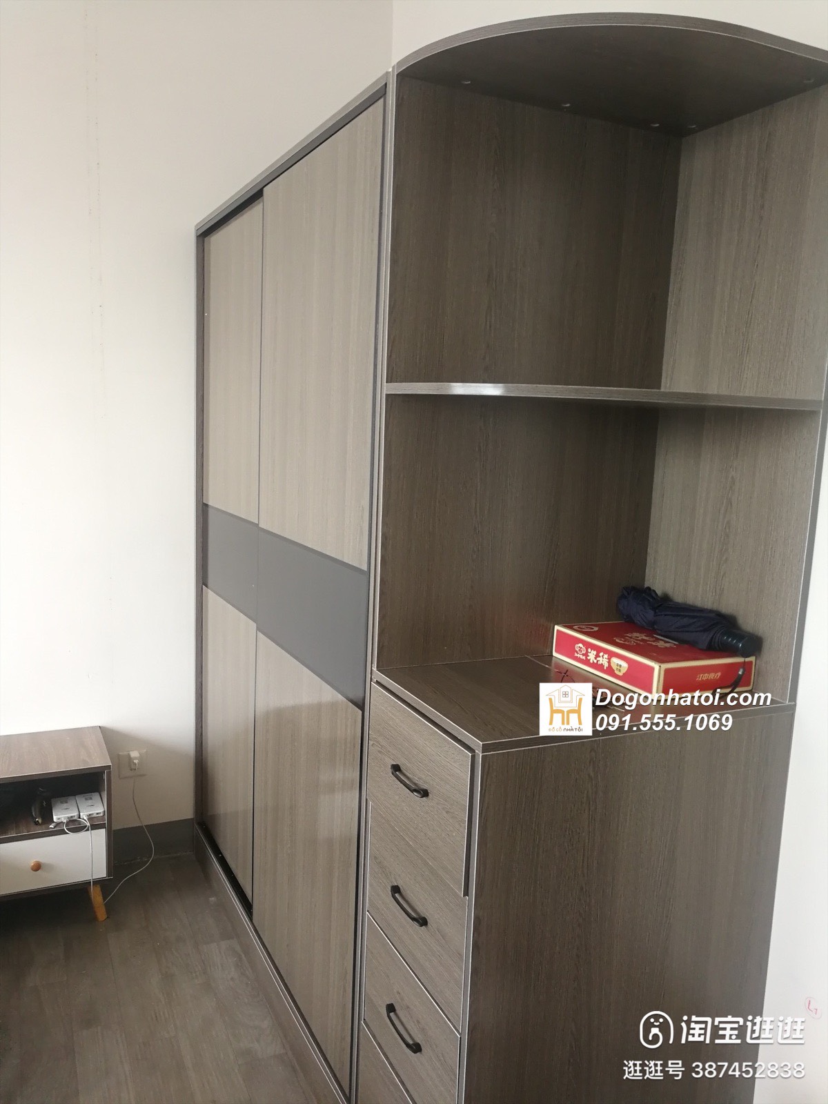 Tủ quần áo của lùa 4 cánh hiện đại C2m4 x D2m4 - TA252