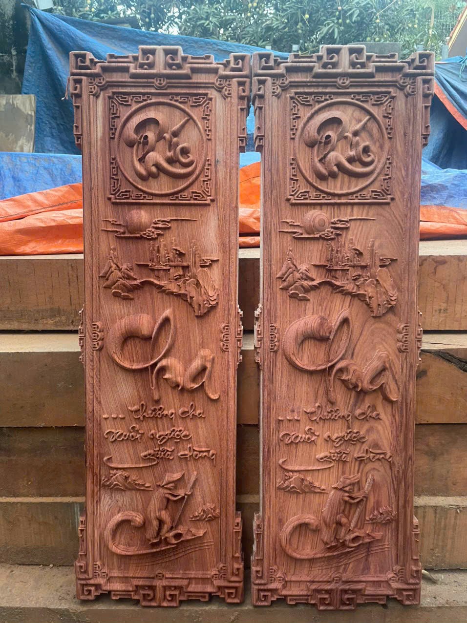 TRANH Cặp câu đối khắc chữ cha mẹ gỗ hương đá kt 30×97×3.5cm