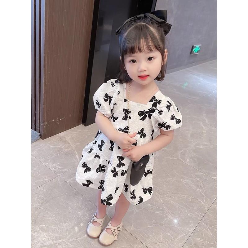 ĐẦM BÉ GÁI
