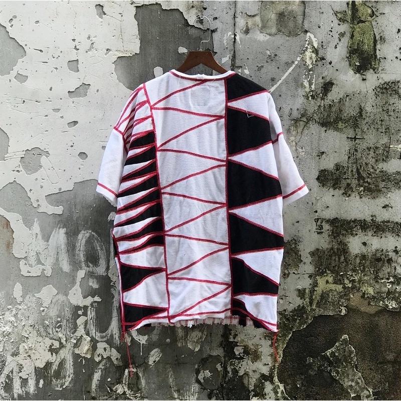 Áo Trắng-Đen chỉ đỏ “TVD BW PLUS TEE”