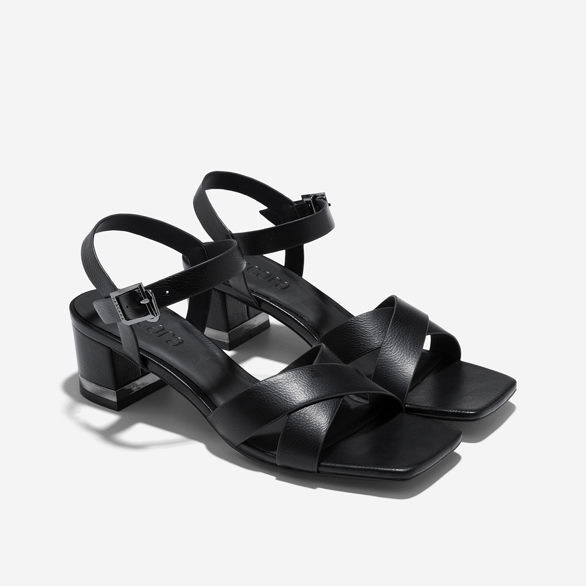 Giày sandals quai chéo nhấn đế metallic - SDN 0789