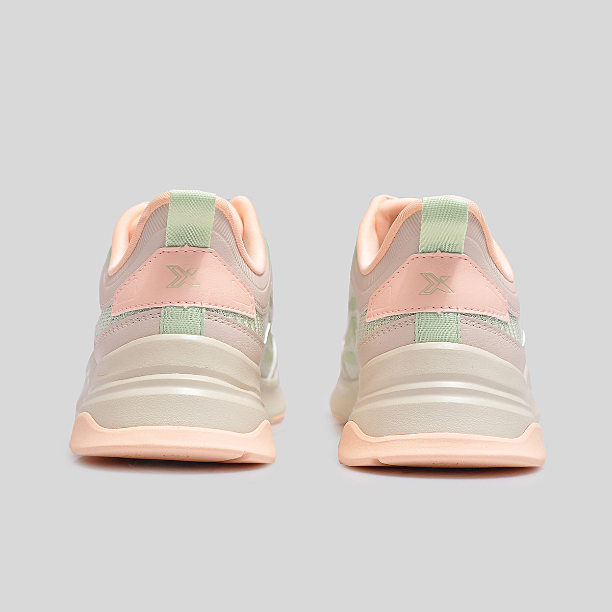 Giày Thể Thao sneaker Nữ Biti's Hunter HSW008400KEM (Kem)
