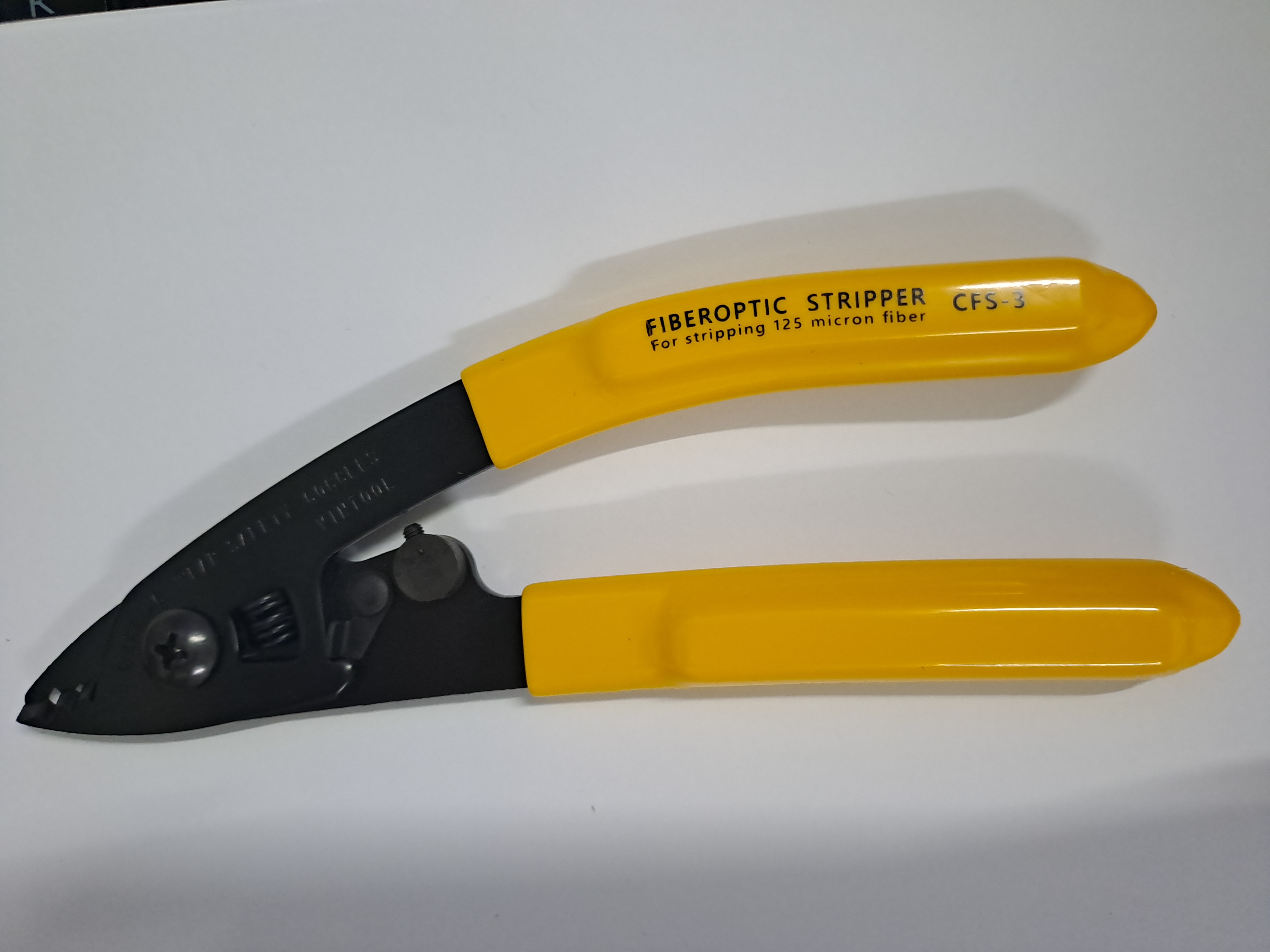 Kìm tuốt sợi quang 3 lỗ giá chưa vat