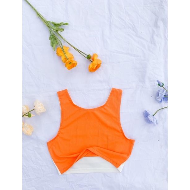 Áo croptop 2 bảng màu cá tính