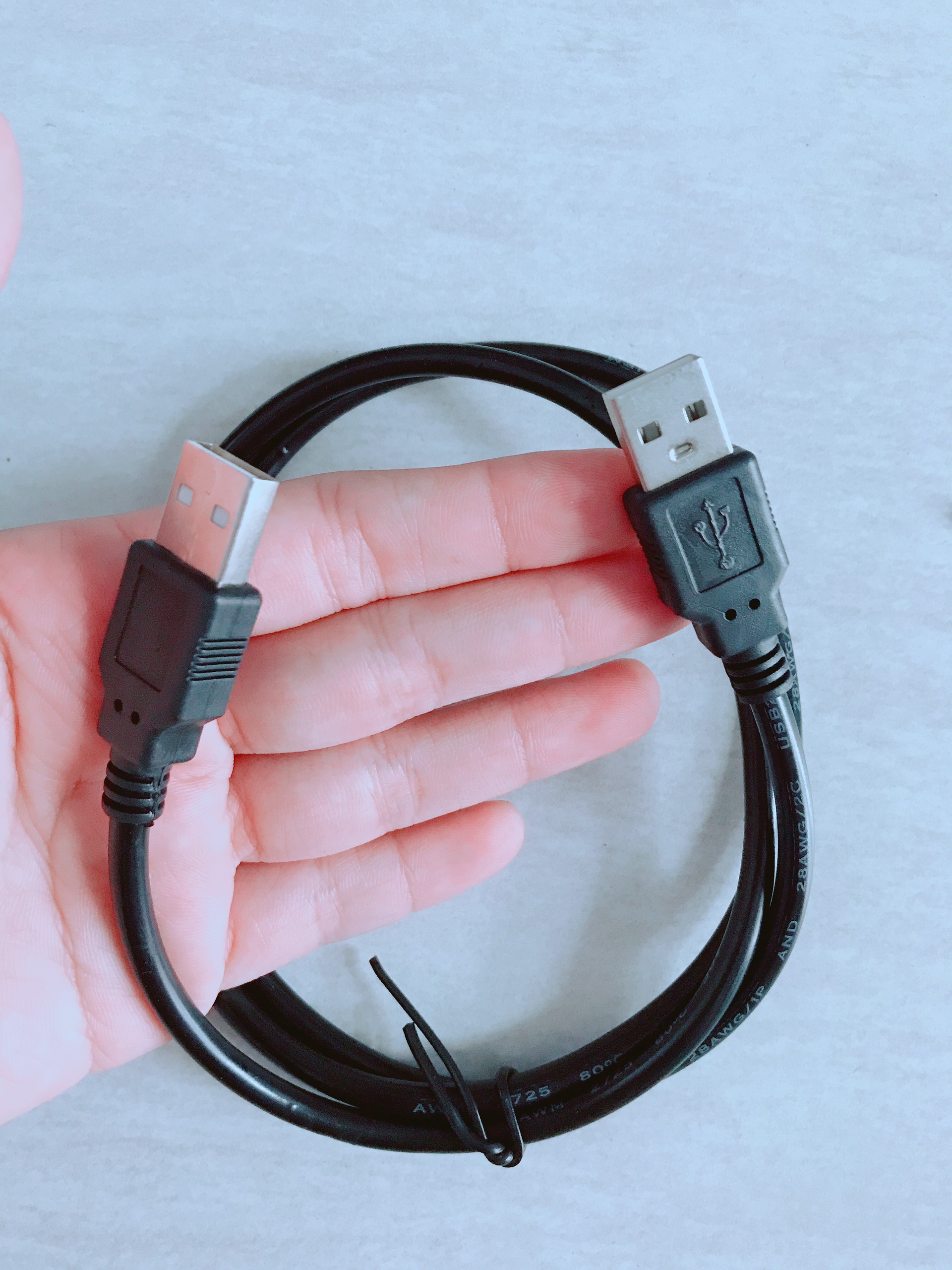 DÂY NGUỒN 2 ĐẦU USB ĐỰC DÀI 1M 