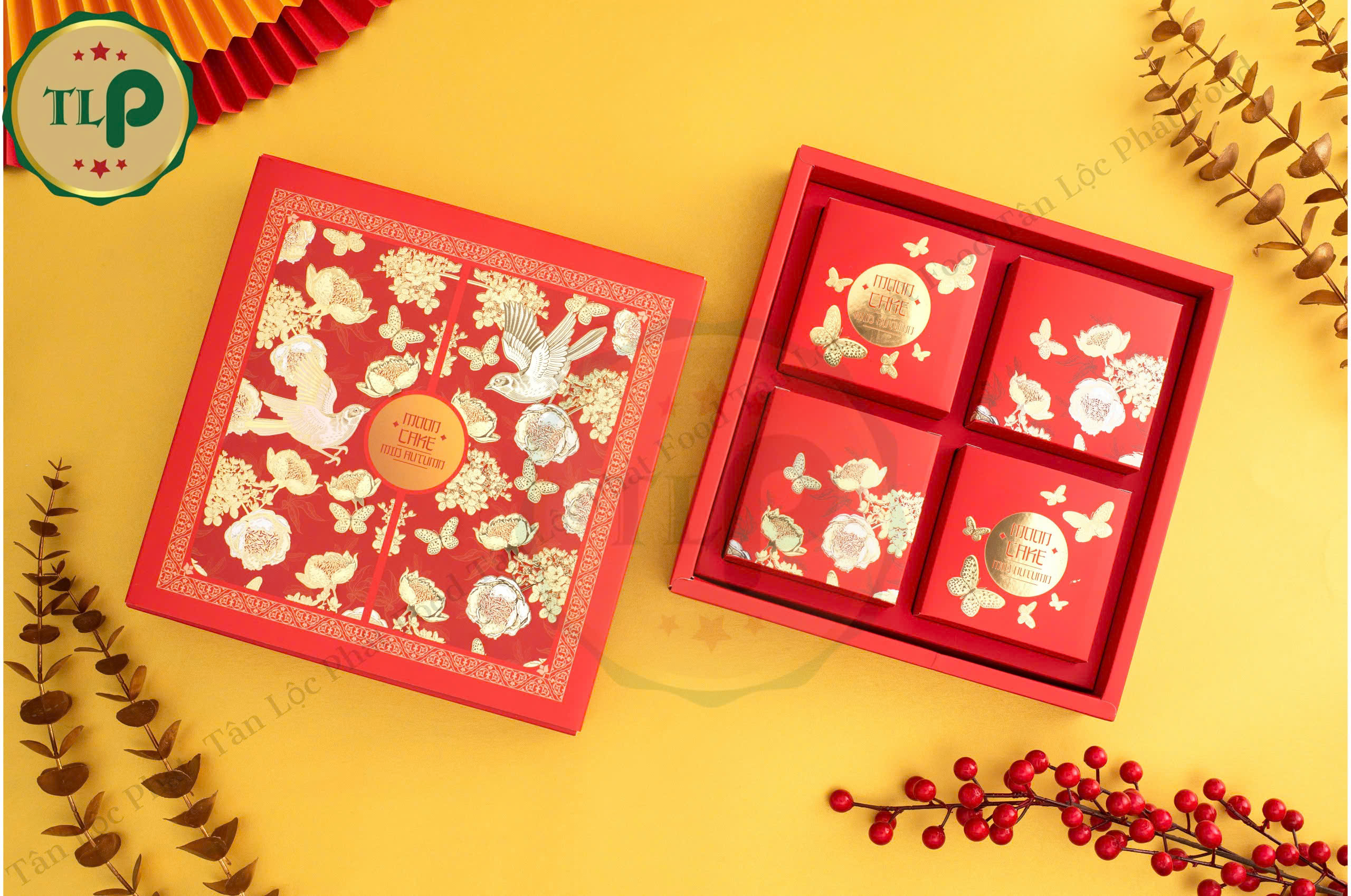 Hộp 4 bánh Trung Thu Tân Lộc Phát (4 bánh x 250g) Quà Tặng Trung Thu Đoàn Viên | Hộp Đỏ
