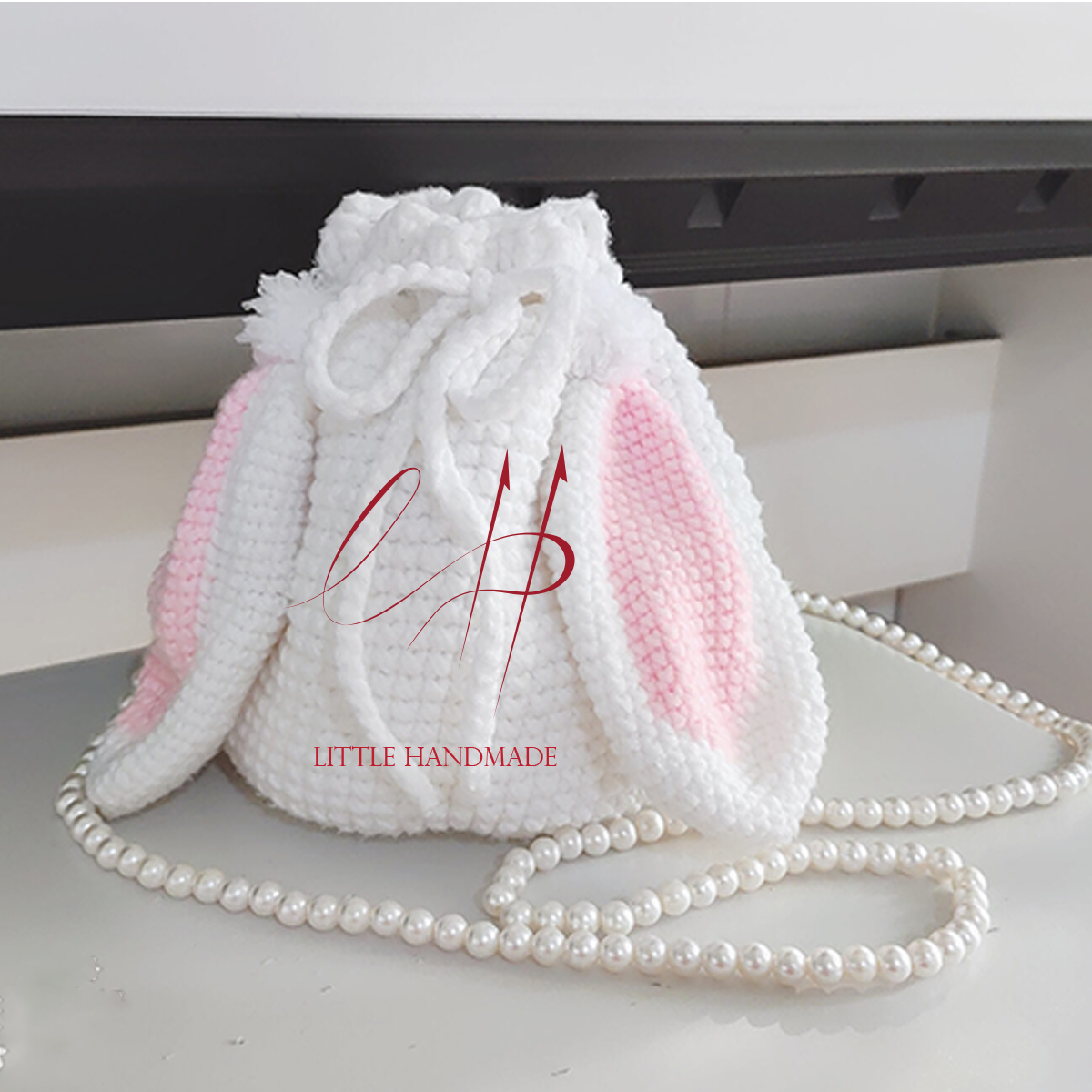 Túi đeo chéo tai thỏ bằng len handmade