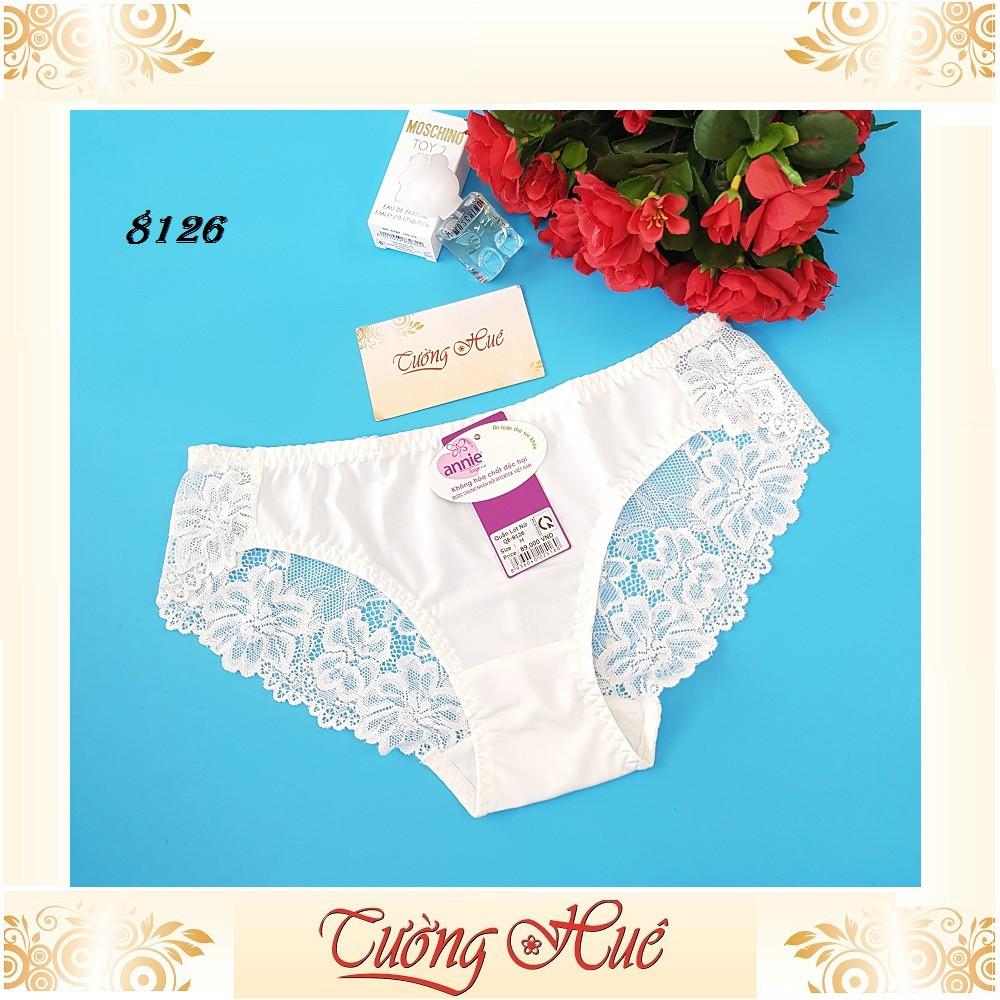 Quần lót nữ annie QE 8126 trơn phối ren phía sau.