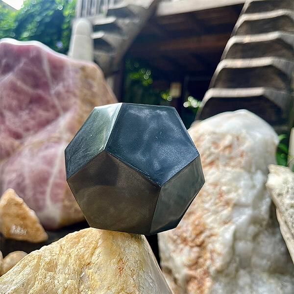 Quả cầu 12 mặt đá bồ kết đen