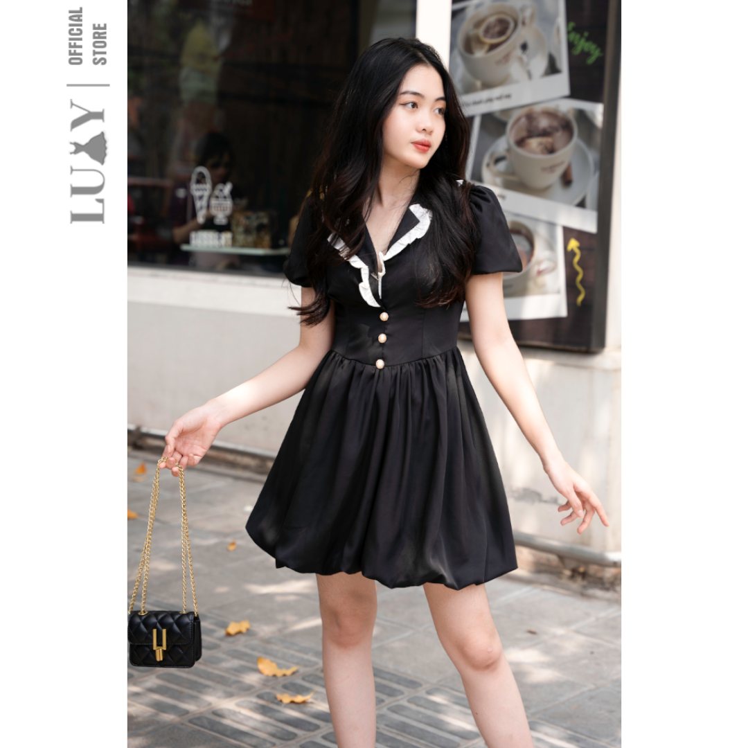 Váy đen cổ vest LUXY V130 viền trắng phong cách trẻ trung, năng động, lịch sự