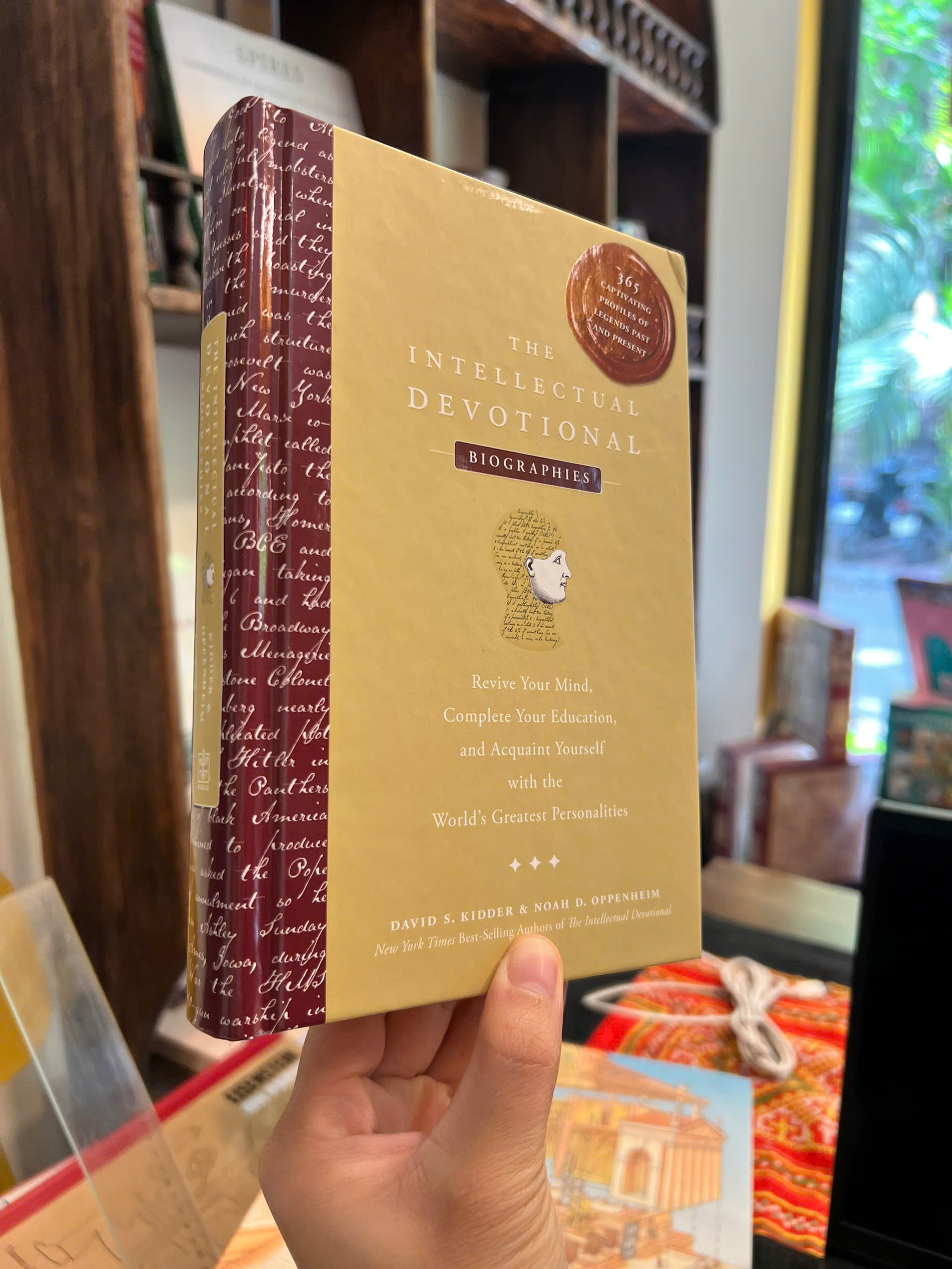 Sách - The Intellectual Devotional - Biographies | Ngoại văn Nhập khẩu / Bìa cứng / Tiểu sử