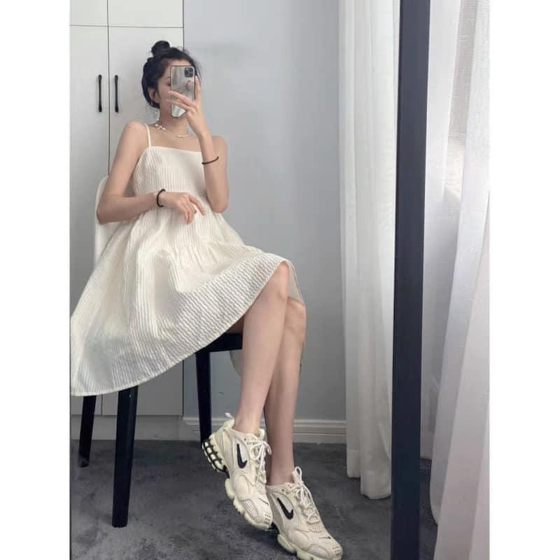 Váy 2 dây, váy đầm suông, chất liệu vải đũi trơn, nhiều màu, form rộng bầu mặc thoải mái y ảnh