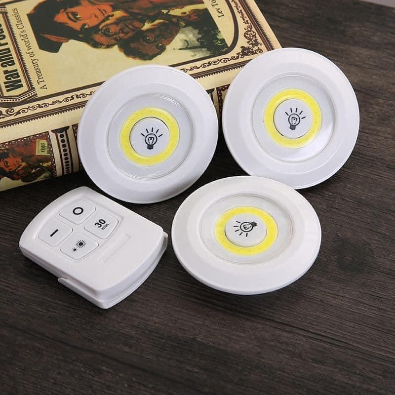 Đèn led dán tường thông minh treo cầu thang phòng ngủ gắn tủ trang trí - Bộ 3 bóng mini Điều khiển từ xa