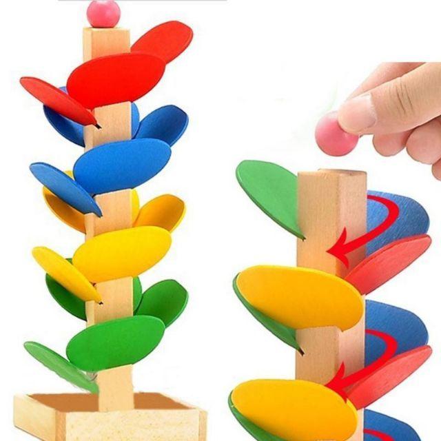 Thang xoáy thả bi bằng gỗ cho bé