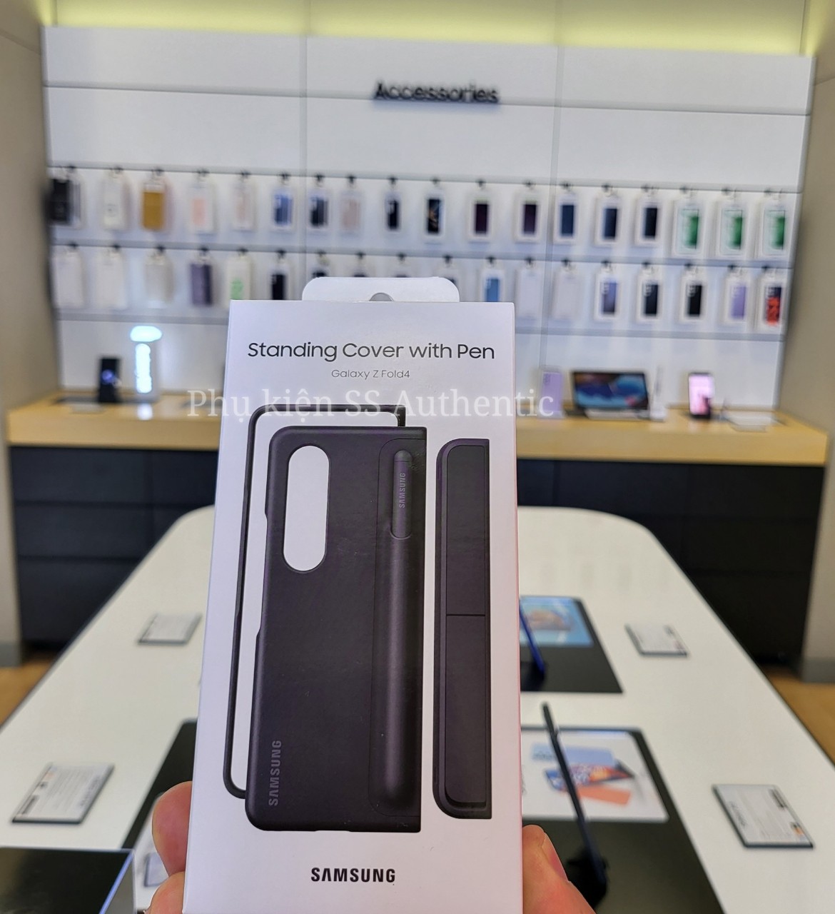Ốp lưng Samsung Fold 4 kèm Bút Spen & Chân Đứng - màu đen - Hàng Chính hãng