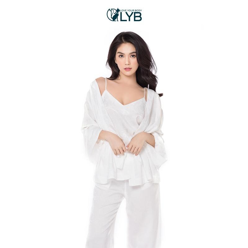 Đồ bộ dài mặc nhà lụa form suông 4 món tinh tế nhẹ nhàng màu trắng LYB - FW22-H00004