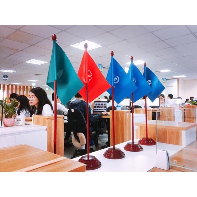 Cờ để bàn in logo công ty