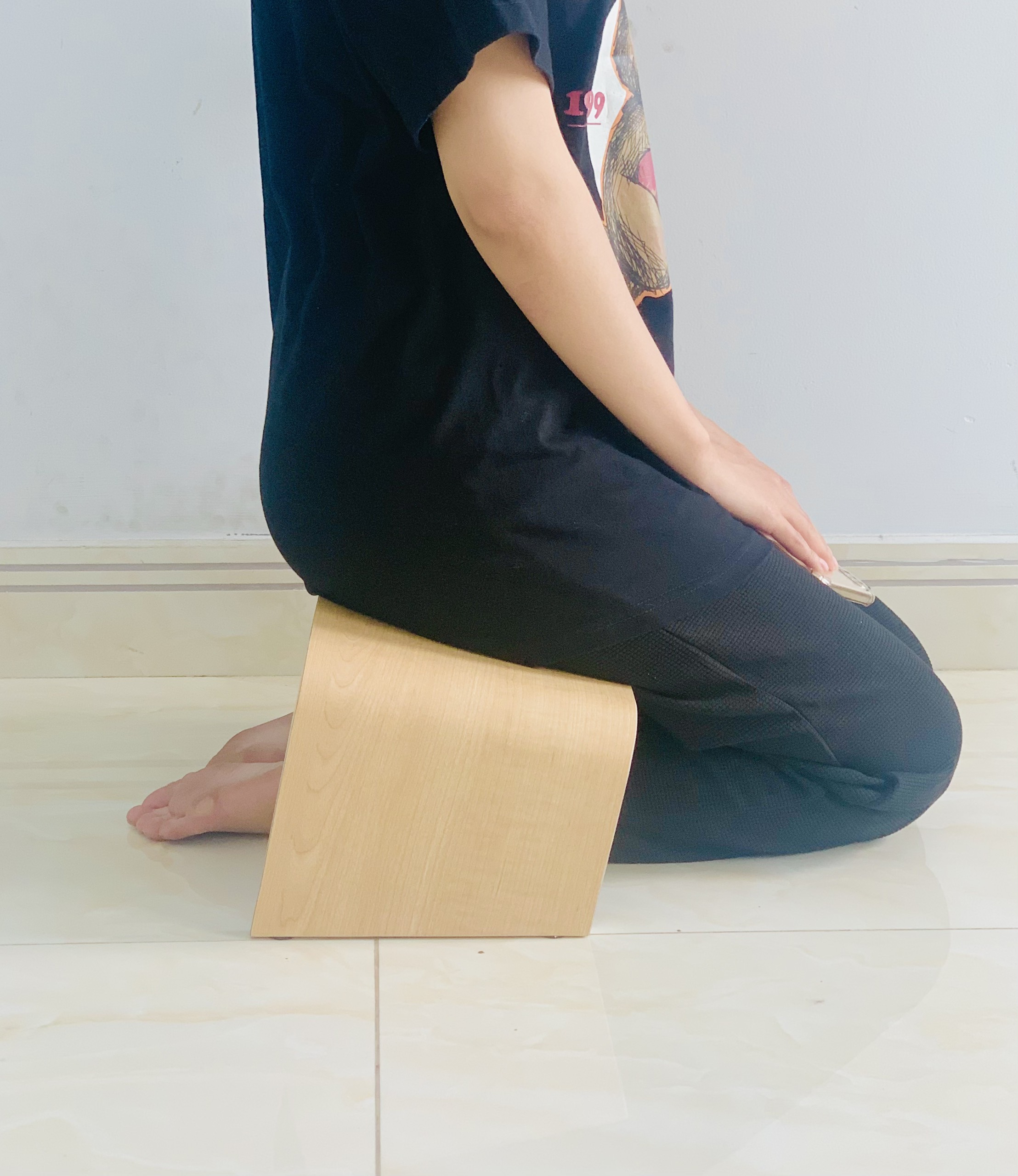 Ghế ngồi Thiền kiểu quỳ Seiza Nhật, Ghế ngồi Bệt giúp thẳng lưng, Ghế Kê Chân Văn Phòng - Plyconcept Seiza Bench - Gỗ uốn cong