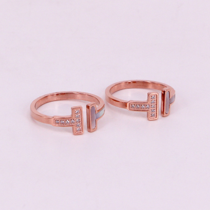 Nhẫn Nữ Tiffany&amp;co Đính Đá Và Xà Cừ Titan Ko Đen TT 4431