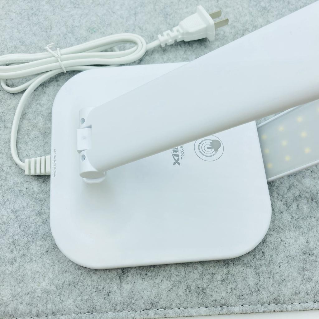 đèn led để bàn 48 bóng