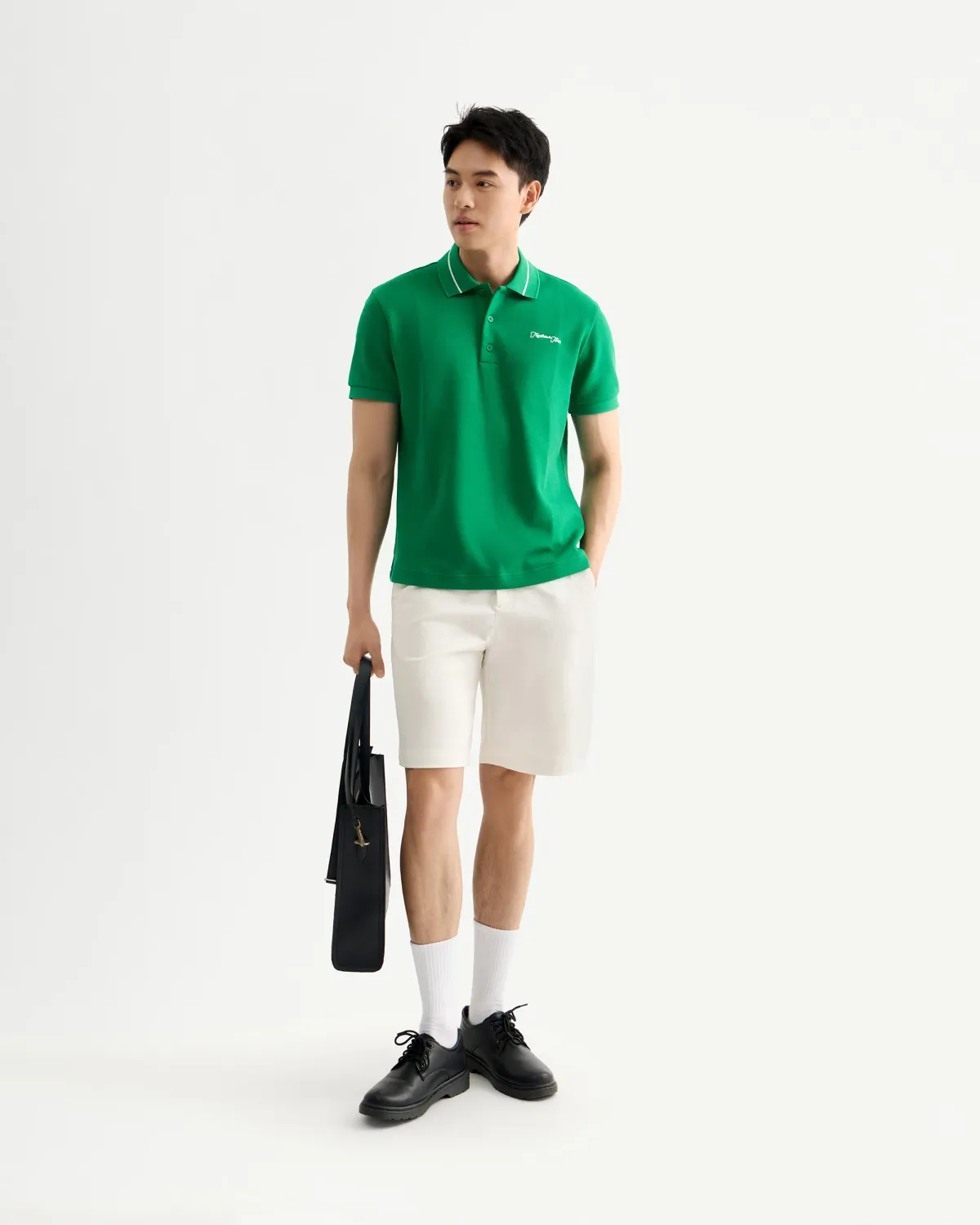 Quần short kaki nam màu Trắng Form Straight - RT 10S25PSH017 | ROUTINE CÀ MAU