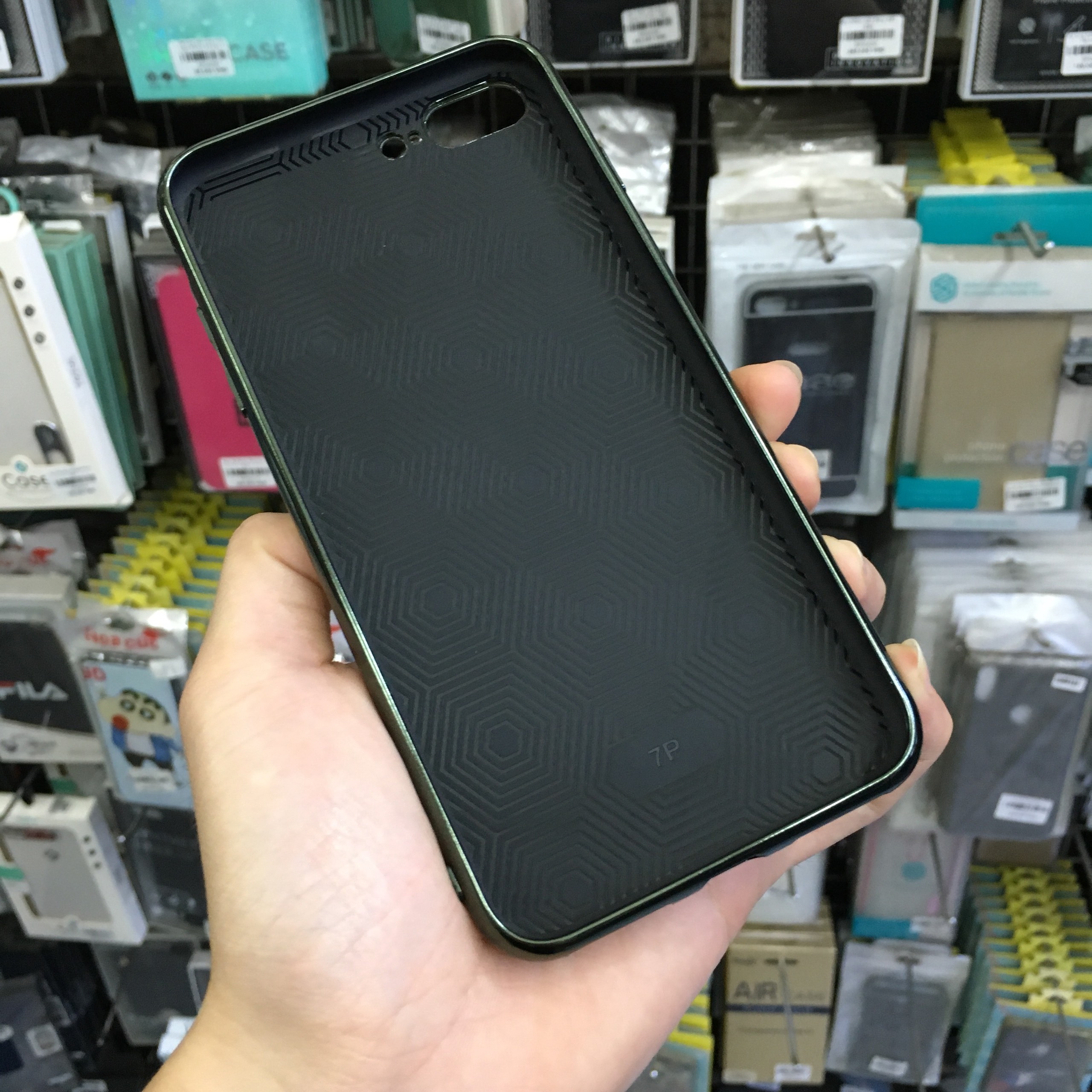 Ốp lưng chống sốc dành cho iPhone 8 Plus lưng kính viền màu TPU dẻo