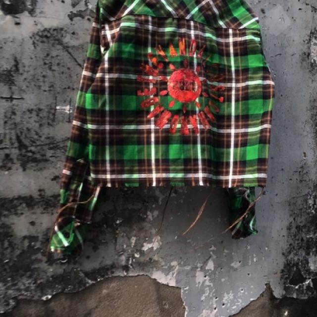 Áo “TVD PINE BLING BLING FLANNEL | CROPPED”