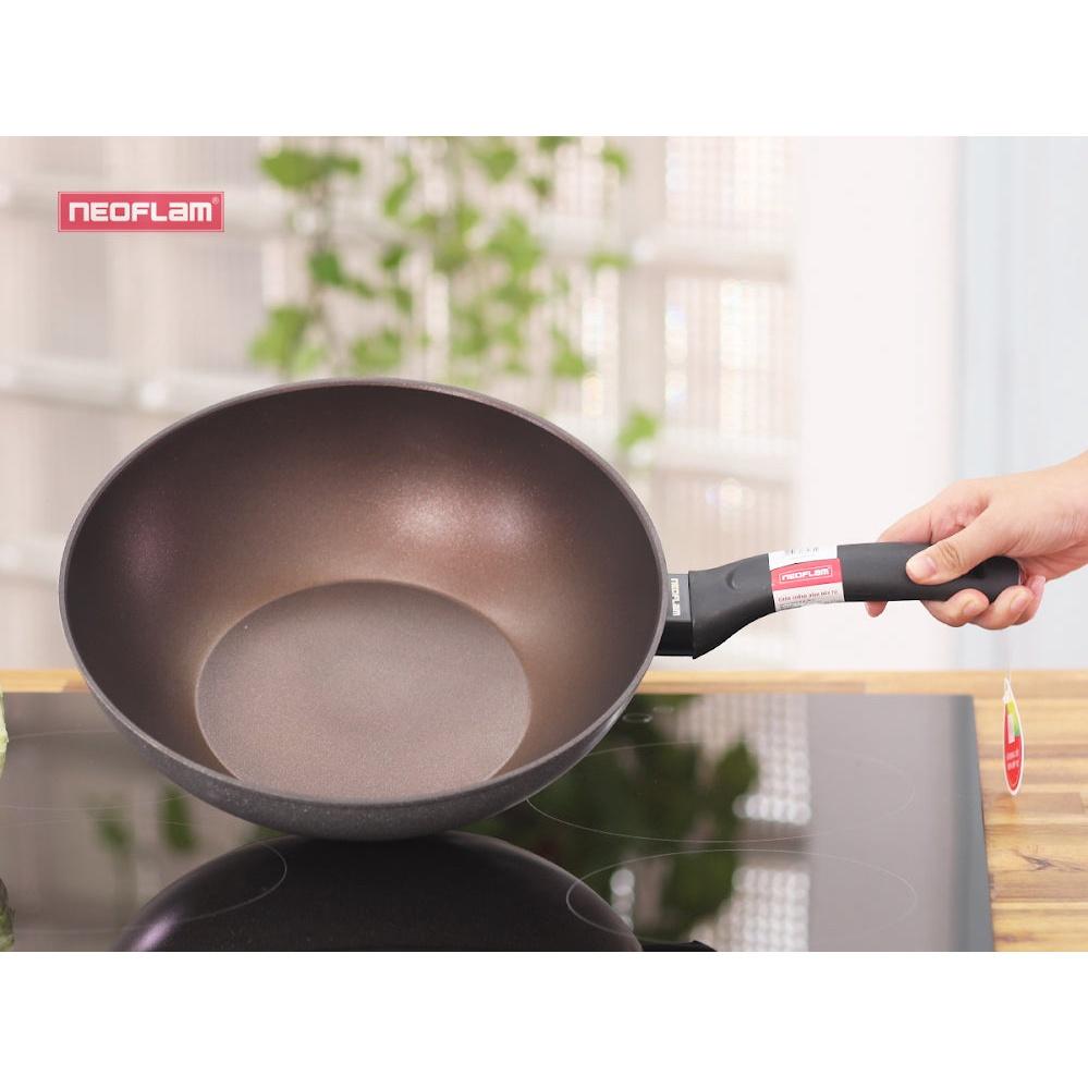 Chảo xào Neoflam Reverse 30cm chống dính đáy từ