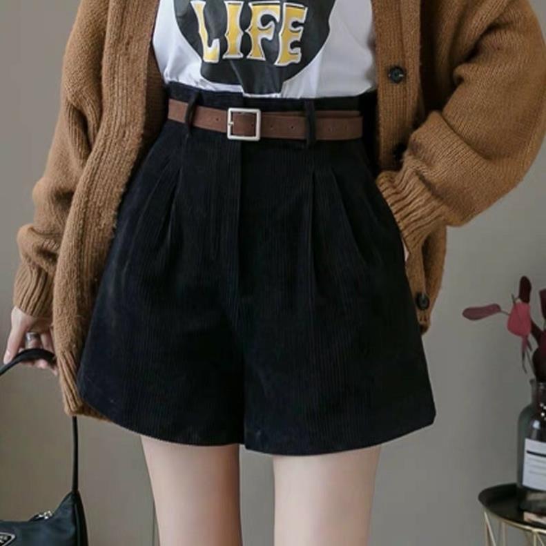 Quần short nhung tăm siêu hot chất vải mềm nhẹ thời trang Banamo Fashion quần short nhung tăm 651